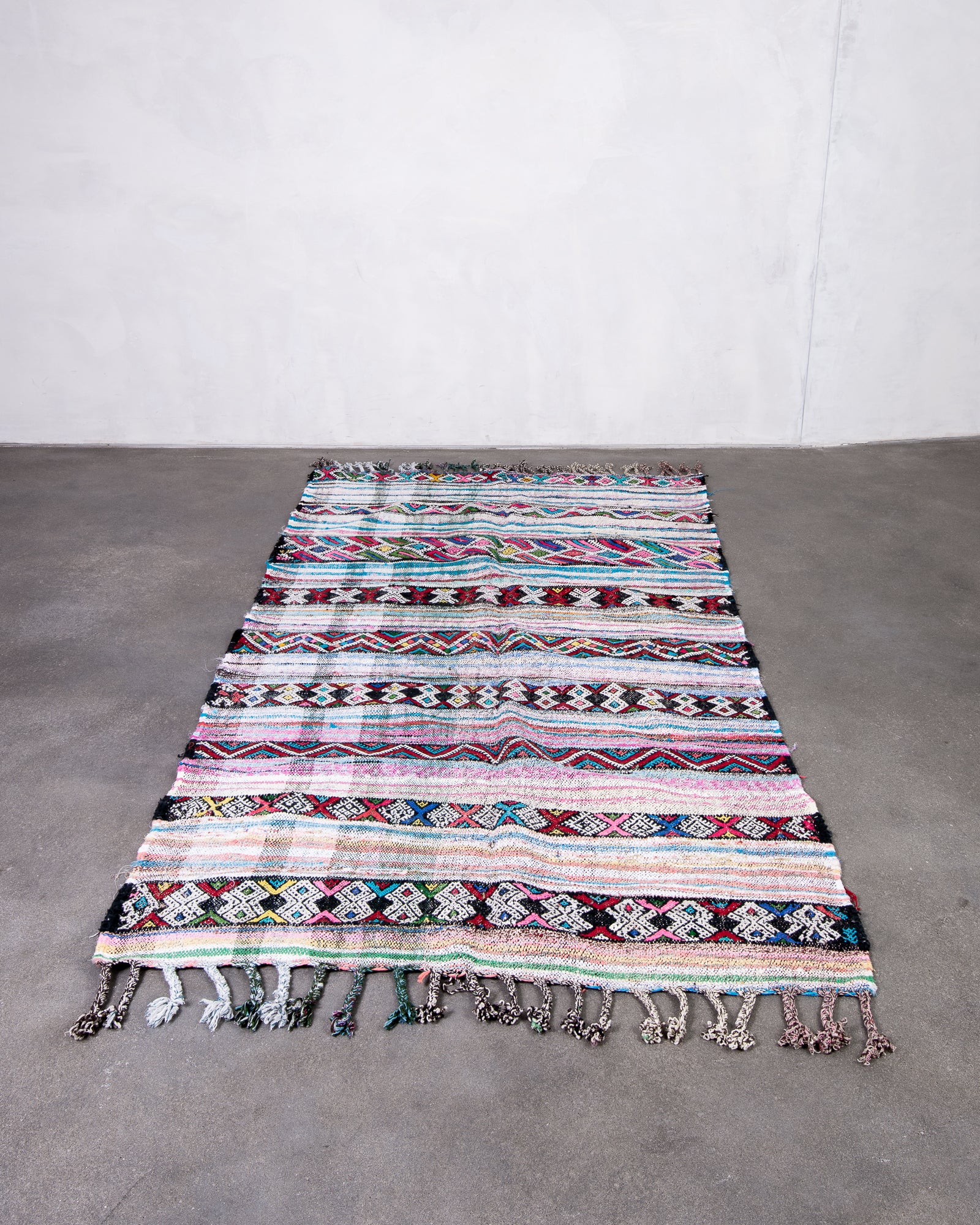 Modern designer handcrafted Berber rug from morocco Kelim with beautiful colors and patterns